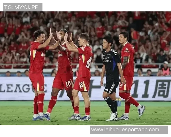 利物浦与小蜜蜂历史交锋回顾五场全胜仅失一球展现强大防守